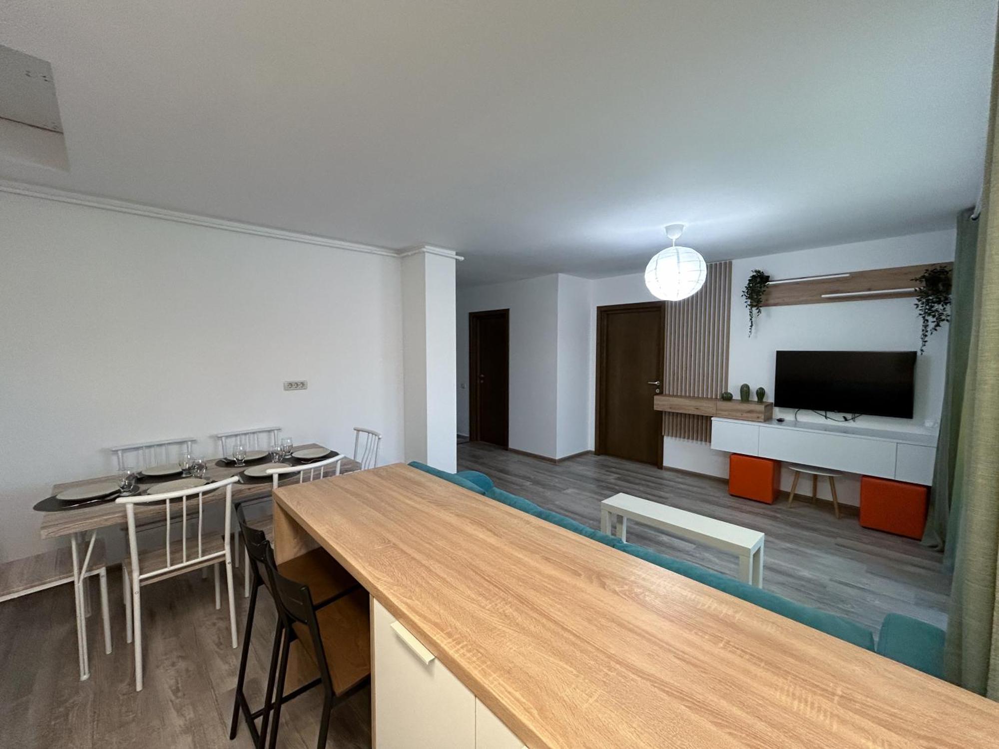 Mirandis Apartments - Comfort & Private Parking Near Coresi Mall Μπρασόβ Εξωτερικό φωτογραφία