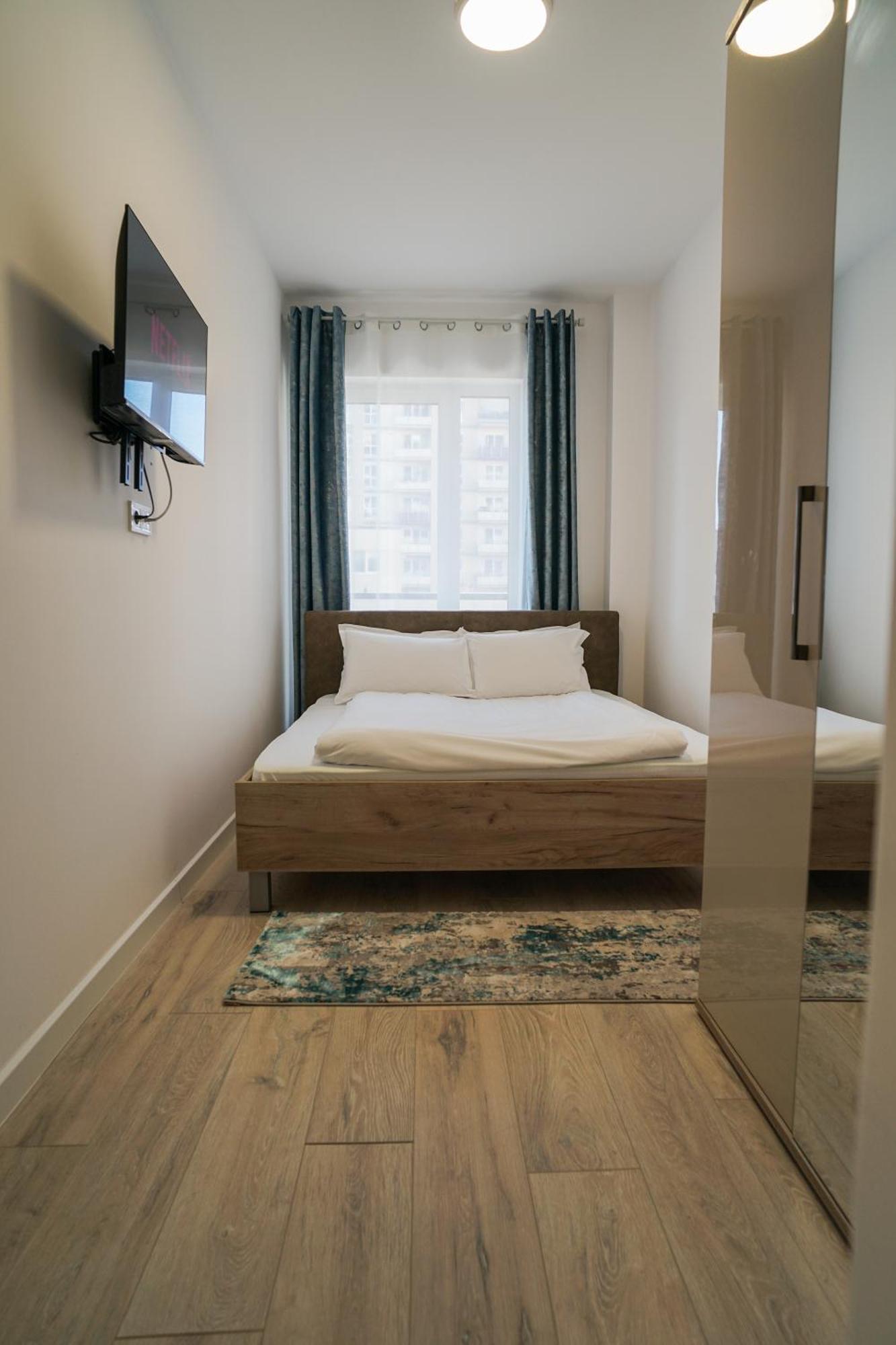 Mirandis Apartments - Comfort & Private Parking Near Coresi Mall Μπρασόβ Εξωτερικό φωτογραφία