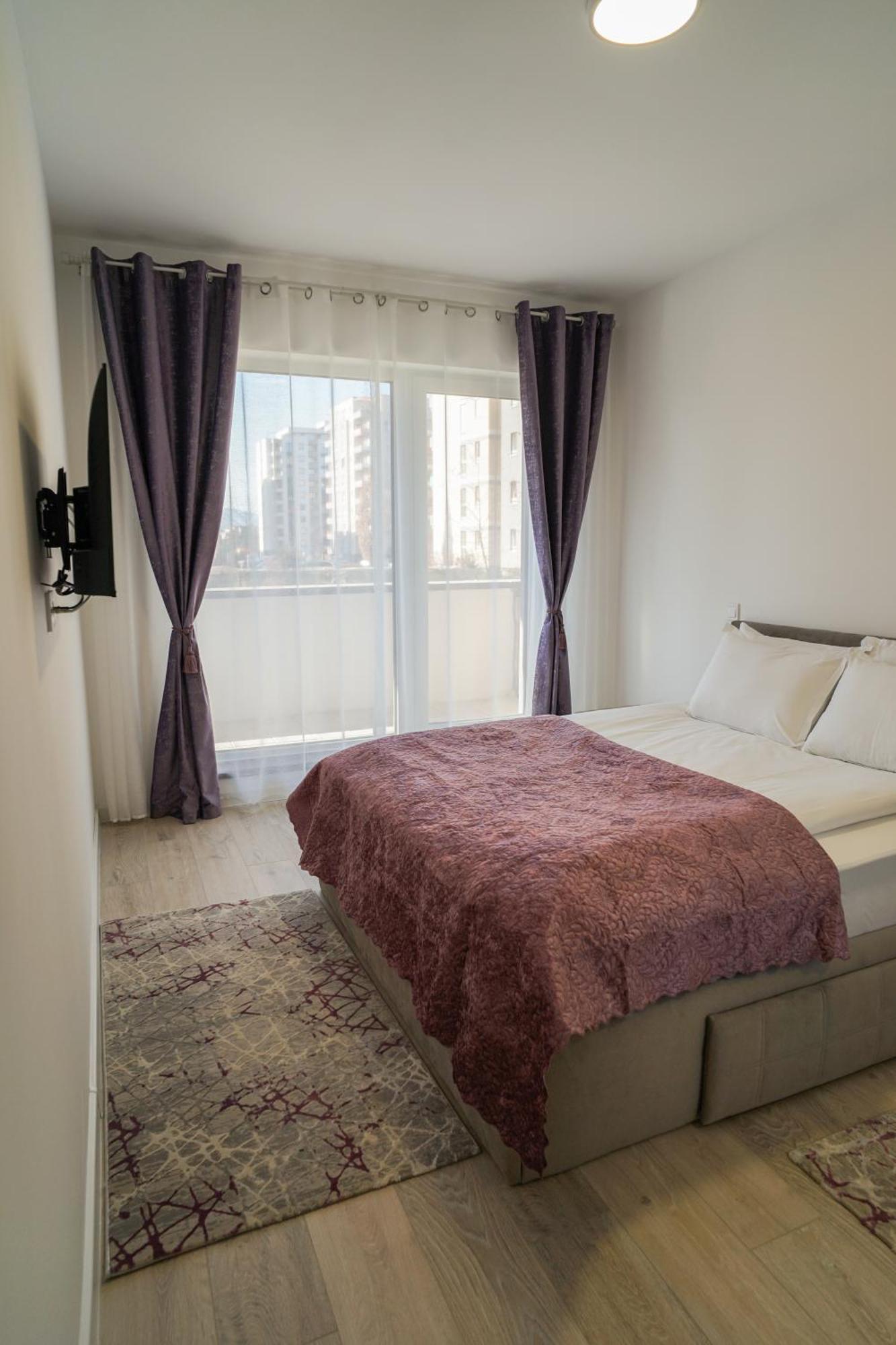 Mirandis Apartments - Comfort & Private Parking Near Coresi Mall Μπρασόβ Εξωτερικό φωτογραφία